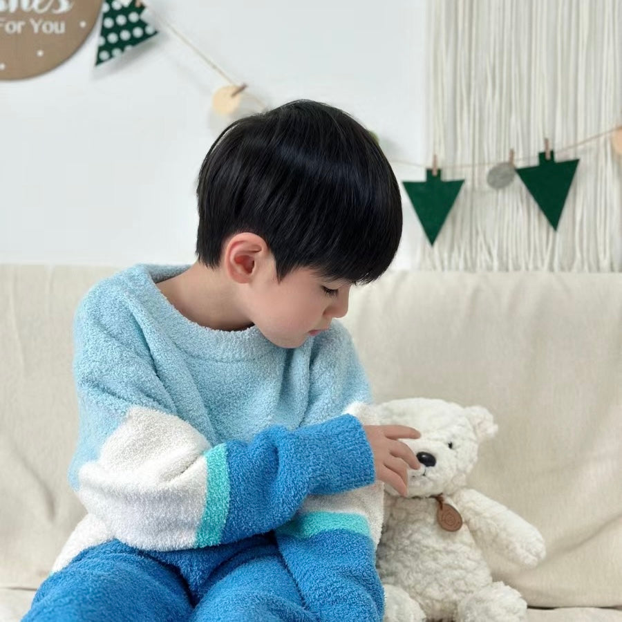 Autumn and winter season children’s flannel pajamas, baby thick cartoon home clothes, suitable for boys in middle to large age range, coral velvet set