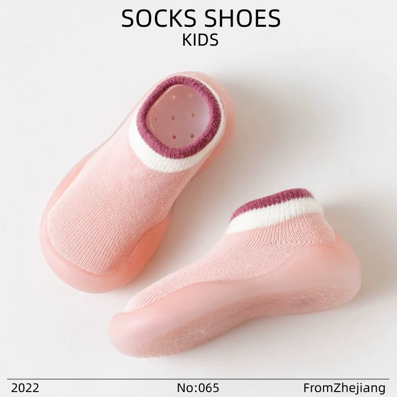 Baby socks winter cotton shoes plush thickened newborns ~ walking men' s and women's soft-sole shoes autumn and winter baby shoes and socks